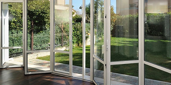 Caixilharia em PVC, Fabrico e montagem a medida das suas necessidades de Janelas em PVC, Marquises, Portas, Portas em PVC e tudo mais relacionado com PVC.